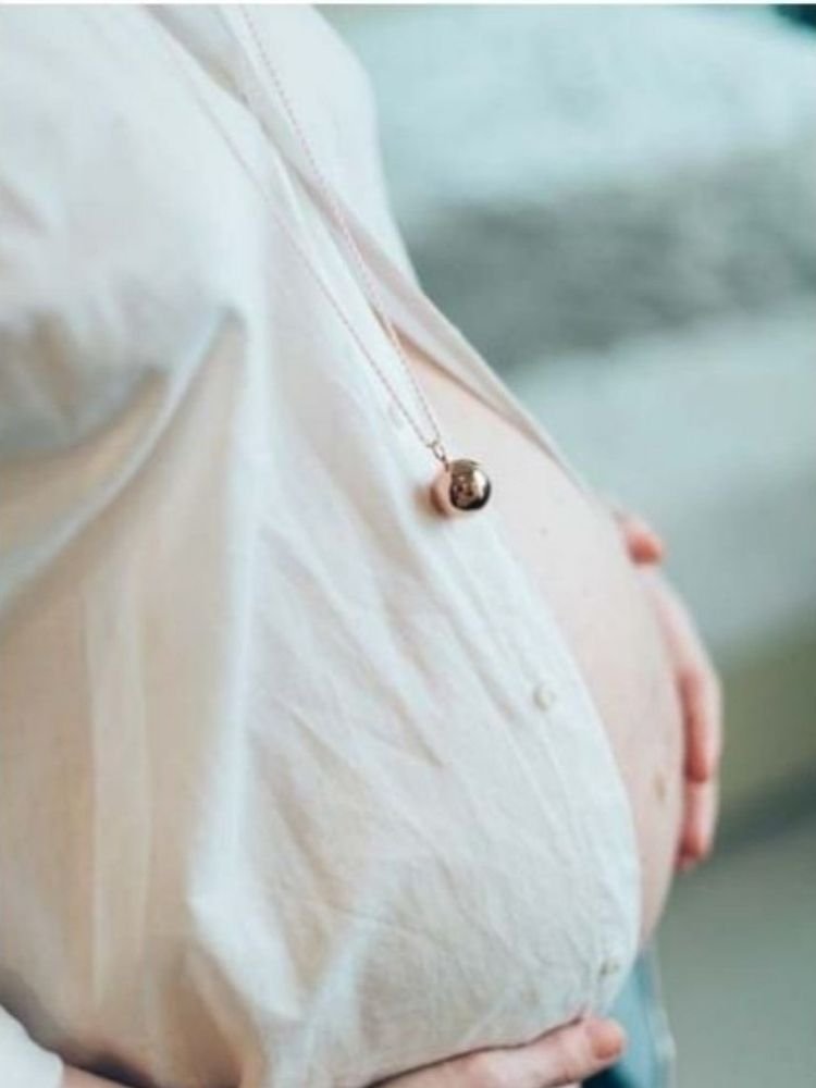 The pregnancy bola: the favourite necklace of pregnant women