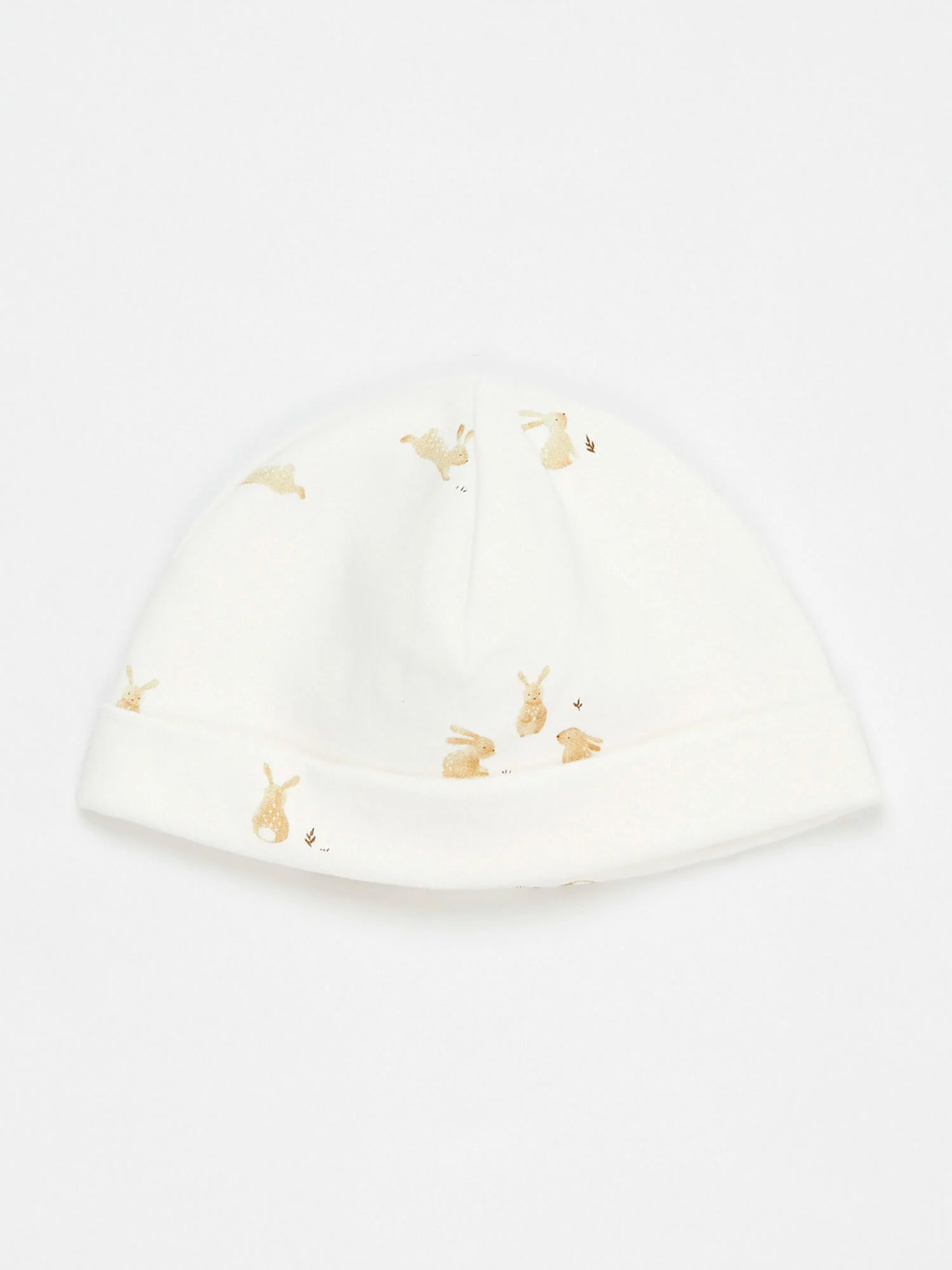 Baby bonnet with rabbit print